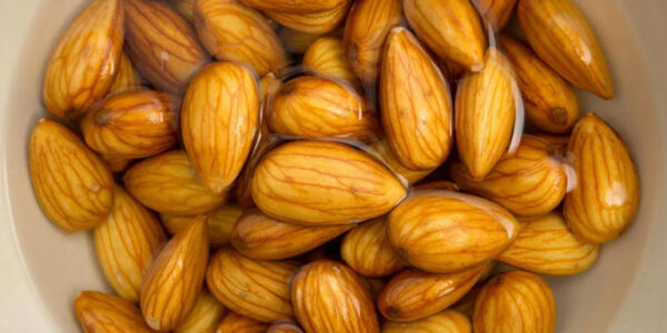 What happens to your skin when you consume soaked almonds regularly